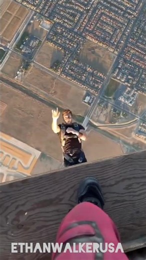 Jumping workout at homeJump rope challengeentertaining videos #jumprope #parkour #fitnesschallenge