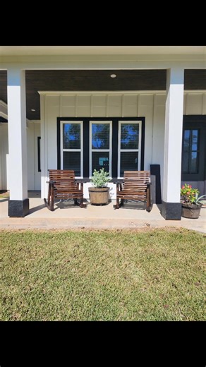 Outdoor Selections www.outdoorselections.com Custom build outdoor furniture and amenities company. Made in the USA 🇺🇸 | Outdoor Selections