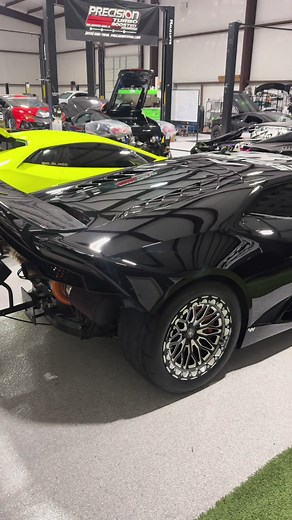 Tx2k 2023: The Ultimate Lamborghini Huracan Showdown