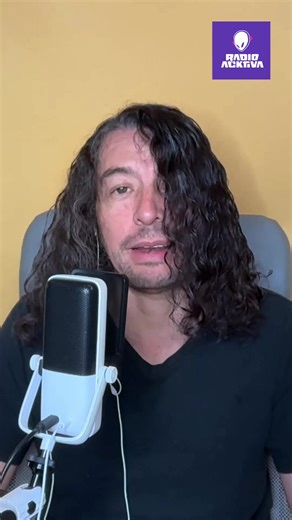 😂 Cuando El Champion tiene urgencia solo hay una forma de ayudarle... Pero, ¡se le está volviendo costumbre! Si a usted le tocara ayudarlo debería mandarle plata FÁCIL por WhatsApp con Bancos Grupo Aval y Dale 💸🚀 BRE-B activado y listo. #Radioacktiva #AliadosRadioacktiva #ElGallo #GrupoAval