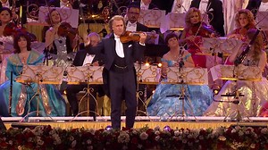 Let's all turn up the volume, get out of our seats and start dancing, singing and smiling all over the world! 💃🕺✨🎶🌍 | André Rieu