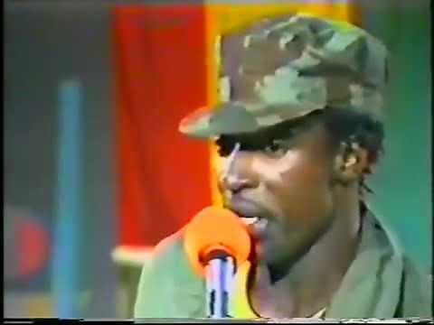 Alpha Blondy - Bory Samory Live on Tv 1983