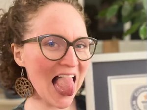 Woman earns Guinness World Record for unusual tongue