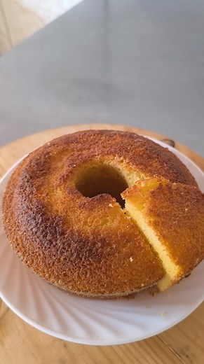 117K views · 1.4K reactions | Bolo de fubá sem trigo 2 ovos Meia...