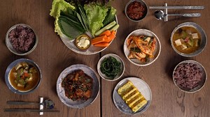 38K views · 327 reactions | Don't let the impressive spread at a Korean meal intimidate you. Here's how to tackle banchan, ssam, and more. FULL STORY: https://www.seriouseats.com/2019/06/how-to-eat-korean-food.html | Serious Eats | Facebook