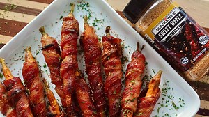 The Holidays are HERE! BlackstoneBetty shows us how to make maple bacon-wrapped carrots that will be a perfect appetizer or side dish for Thanksgiving, Christmas, or any other special occasion! #BlackstoneGriddles #GriddleNation | Blackstone Products
