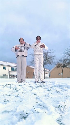 #spongebob #music #rap #dance #dance #snow it was cold!! 🥶