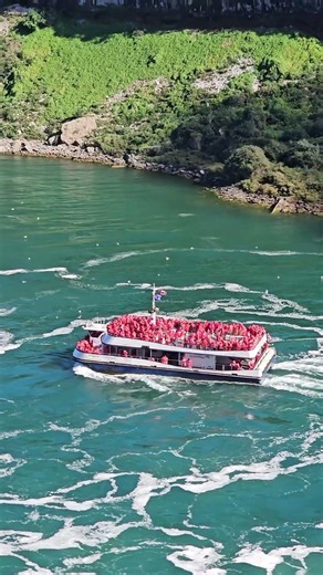 Voyage to the Niagara Falls Boat Tour #niagarafalls #falls #canada
