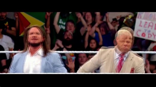 Peacock TV TV Spot, 'Clash at the Castle'