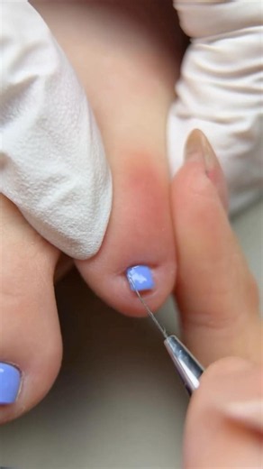 Bu Tırnağa Oje Sürmek Sabır İster! 😂🎨 #nails #nailart #satisfying #nailinspo #nailtech #naildesig