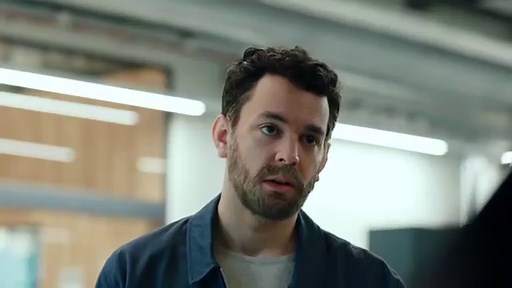 Musique de pub Toyota hybride : qui chante ?