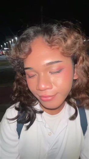 Setting Spray Tutorial for Flawless Makeup