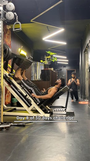 Koi ek comment 🥲..#bodypowertraining #gymworkoutmotivation #30daychallenges