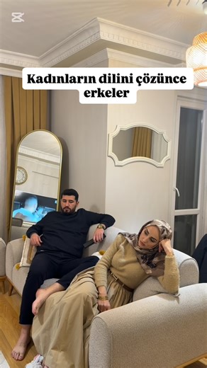  YᗩᔕEᗰIᑎ ᗪᑌᗰᗩᑎ  on Instagram: "İşinize gelince mi yoksa yorum sizde😂😂 #keşfetedüş #trending #karikoca #reelsinstagram #koca #kocamdakocam #algoritmainstagram #komedipaylaşımları #para #viralvideos #viralreels #fypage #araba #aksiyon #dolar #eure #romantikkocam #romantik #keşfetteyiz"