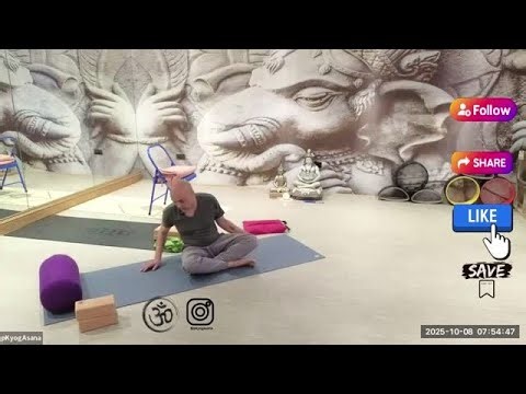 Unlock Your Flexibility with the Lizard Pose! 🦎