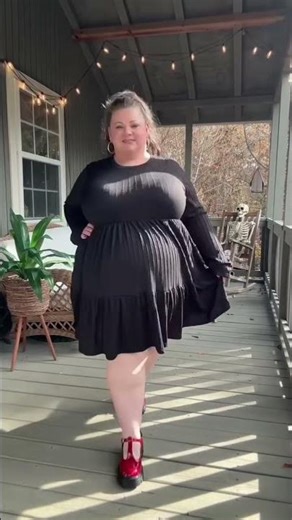 Embracing the Slow Burn: A Day in the Life of a Confident Plus Size BBW 🌟 #plussize #ssbbw #shorts