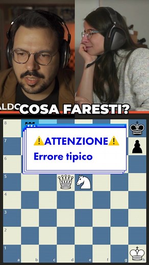 ⚠️ATTENZIONE a non commettere questo errore! Quando calcoli in una posizione di scacchi, devi evitare la TUNNEL VISION, che ti spinge a vedere certe mosse forzate quando non lo sono affatto. In questa clip @Fraffrog cade nella trappola. ➡️ Come dovrebbe dare matto il Bianco? @Chess.com in Italiano #ChessSociety #PogChampsIT #scacchi #chess #pogchamps #fraffrog