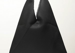 シンプルでお洒落見え♡【MM6 ジャパニーズバッグ】サイズ・素材・カラー展開総まとめ!-STYLE HAUS(スタイルハウス)