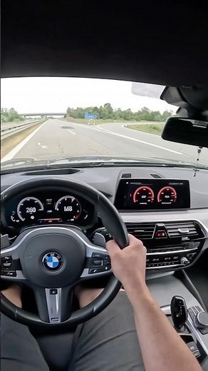 Rechtfahrgebot on German Autobahn | BMW 530d xDrive Touring G31 TopSpeed