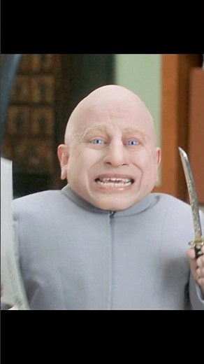Mini Me vs. Austin Powers – Funny Fight Scene 😂🤏 -Austin Powers in Goldmember (2002)