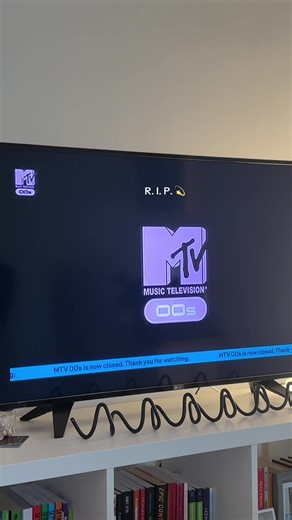 MTV 00’s is now closed. #mtv #mtvawards #mtvmusic #00smusic #00s