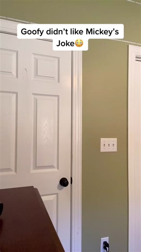 Elmo vs Mickey: A Surprising Encounter