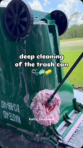 1M views · 6.2K reactions | deep cleaning of the trash can 﫧識#deepcleaning #cleaningasmr #cleaning #asmr #fyp #energy #reels #cleanenergy #trashcan #trashcleanup | Katty Cleanwow | Facebook