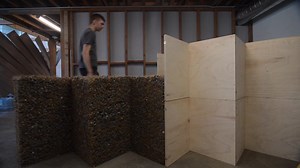 Slip-Form Rock Jamming