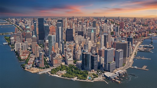 Lights and Traffic Over East Broadway