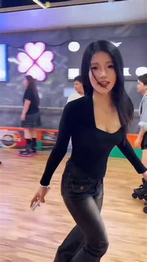 cyut girl 😍Skating lover😍😍😍youtube shorts skating