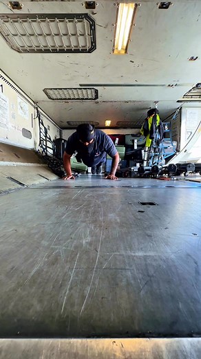 This is how I play Tetris real life | Airplane spotter