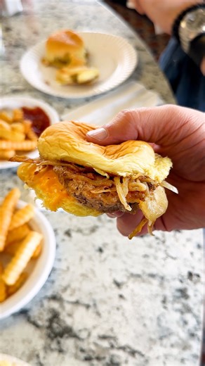 899K views · 10K reactions | @whitemannahamburgers is a burger institution proving that sometimes simple is better. The best burger in Jersey? Or maybe anywhere… | The Grill Dads | Facebook