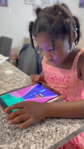 Learning activities like math and reading with 450 objectives across school subjects and life skills! 🚀 🤩 Download Lingokids in the link on our bio 👆The Playlearning™ adventure starts here! 😃 #lingokids #educationalapps #appsforkids #activitiesforkids #playlearning #momsofinstagram | Lingokids