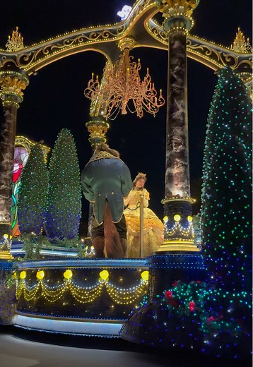 ディズニーランドの魅力を楽しもう！