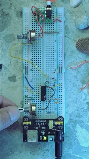 Simplest analog synth circuit I could build #electronicsforbeginners #diy