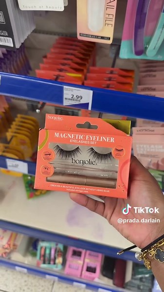 Schaut bis zum Ende für die beste natürliche Methode ❤️✌🏽#pradadarlain #glowup #wimpern #action