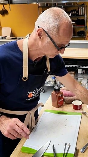 Breading Hack: Keep Your Hands Clean with This Trick! 🙌