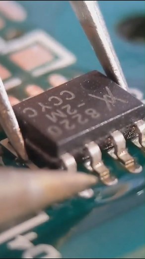 Unveiling the Art of SMD Rework: Precision in Every Detail 🔍✨ Join us in this mesmerizing journey of SMD rework excellence. Witness skillful hands and cutting-edge techniques at work. 🛠️💡 #SMDRework #ElectronicsCraftsmanship #InnovationInDetail #repair #fypシ゚ #foryoupagе #foryoupageシ #TechInnovation #laptoprepair | Tech Biz DB SDN BHD