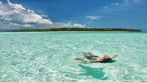 A Guide to Island Hopping in Balabac, Palawan - Tara Lets Anywhere