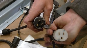 Watch Explosion Proof Fixture/Extension Cord Plug - 15 Amp Rated on Amazon Live