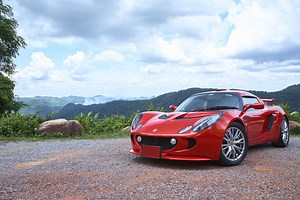 ¿Qué tiene de impresionante el Lotus Elise Sport 220? VIDEO - La Opinión