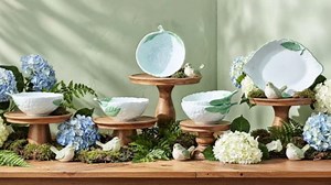 LemonRoad 4 Pcs Hydrangea Bowls Set Ceramic Floral Ramekins Dinnerware Spring Summer Tableware Appetizer Bowls Decorative Dinner Birthday Party Tableware for Baby Shower Party Supplies