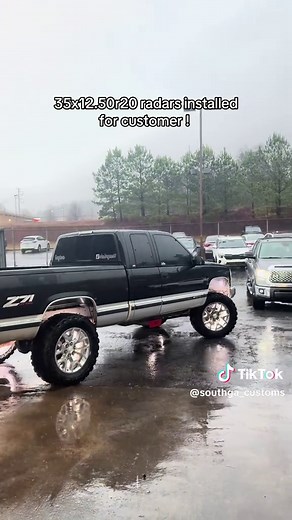 35x12.50R20 Radar Tires Installation Overview