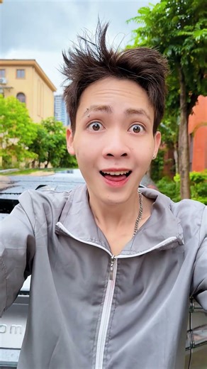 她们误会小女警了