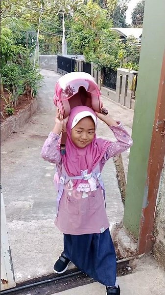 Always wear a helmet when riding a motorcycle🥰🥰 #shortvideo