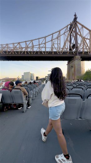 229K views · 8K reactions | New York City Virtual Ferry Ride Tour 2025 Only $5 NYC Ferry Ride will give you the breathtaking Views of Manhattan Skyline | The NYC Walking Show | Facebook