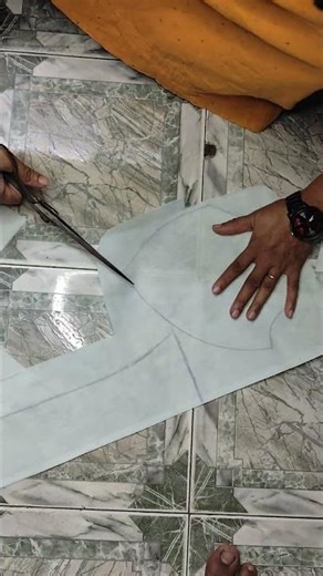 new blouses cutting design #designblouse #cuttingskills #blouse #sing #shorts