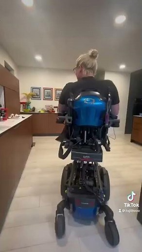 Quantum® | Edge 3 Stretto® with iLevel® | Q-Roll Model Jill