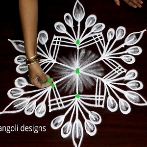 155K views · 2.9K reactions | Beautiful Friday rangoli & kolam designs for Beginners in easy steps - Muggulu #sankranthimuggulu #pongalkolam #Newyearkolam #rangoli #kolam #muggulu #design #art #artwork #artist #easyrangoli #simplerangoli #easyrangolidesigns | Easy rangoli designs | Facebook