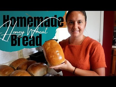 MAKING HOMEMADE HONEY WHEAT BREAD / HONEY WHEAT BREAD TUTORIAL / POSITIVELY AMY